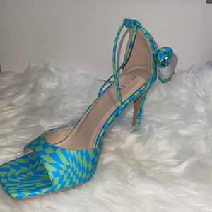 NWT shoes, heels, size 11, lace up, tie-leg design, open toe